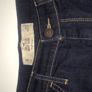 Dark wash Hollister short shorts high waisted